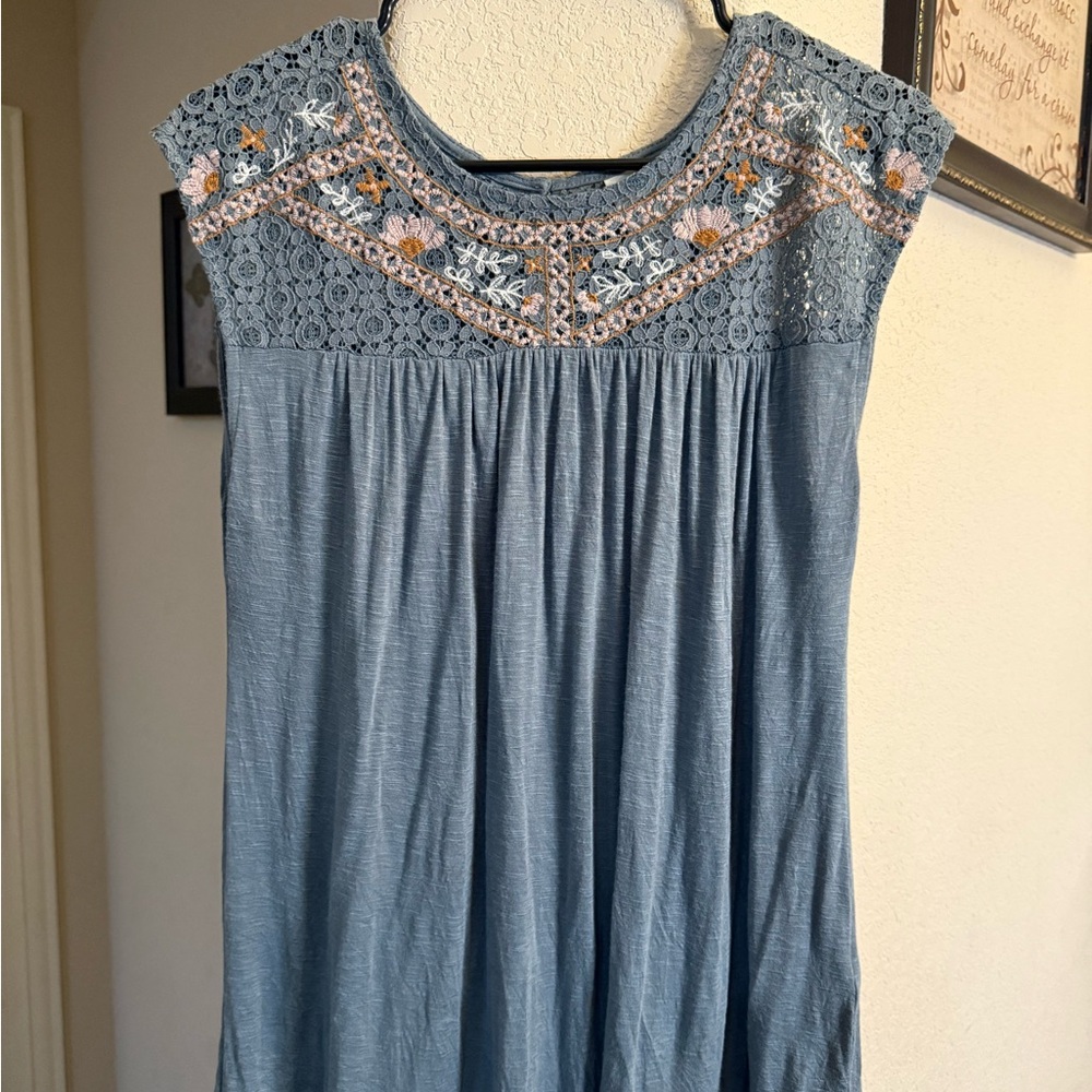 Knox Rose Blue Lace Blouse with Floral Embroidery